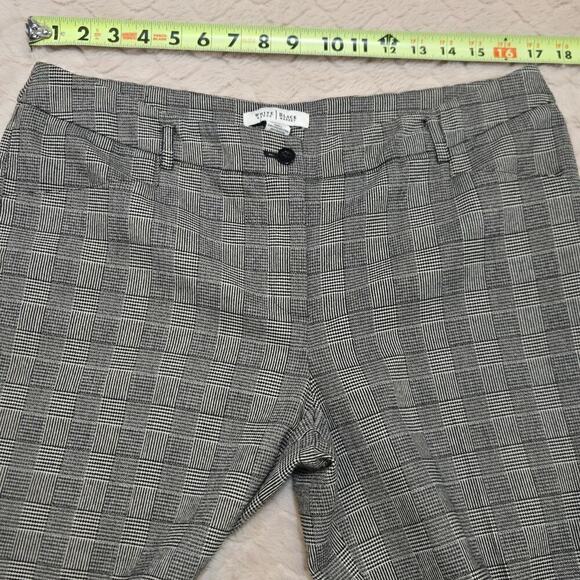 White House BLack Market Black and Gray Mini-Houndstooth Capri Pants, Size - Picture 3 of 9